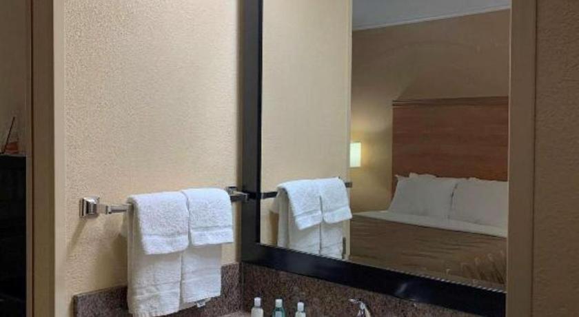 Quality Inn Ottawa Near Starved Rock State Park Exteriör bild